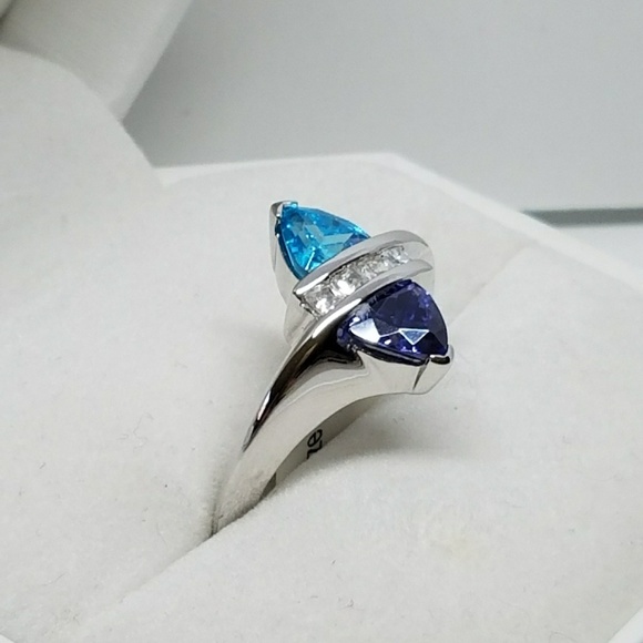 Tanzanite and Blue Topaz Cz Ring - Picture 2 of 3